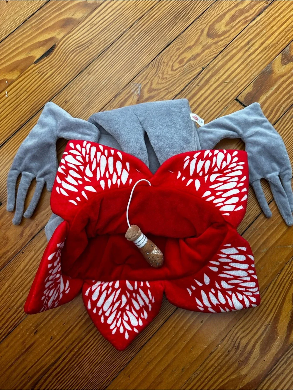 Play sack cat toy